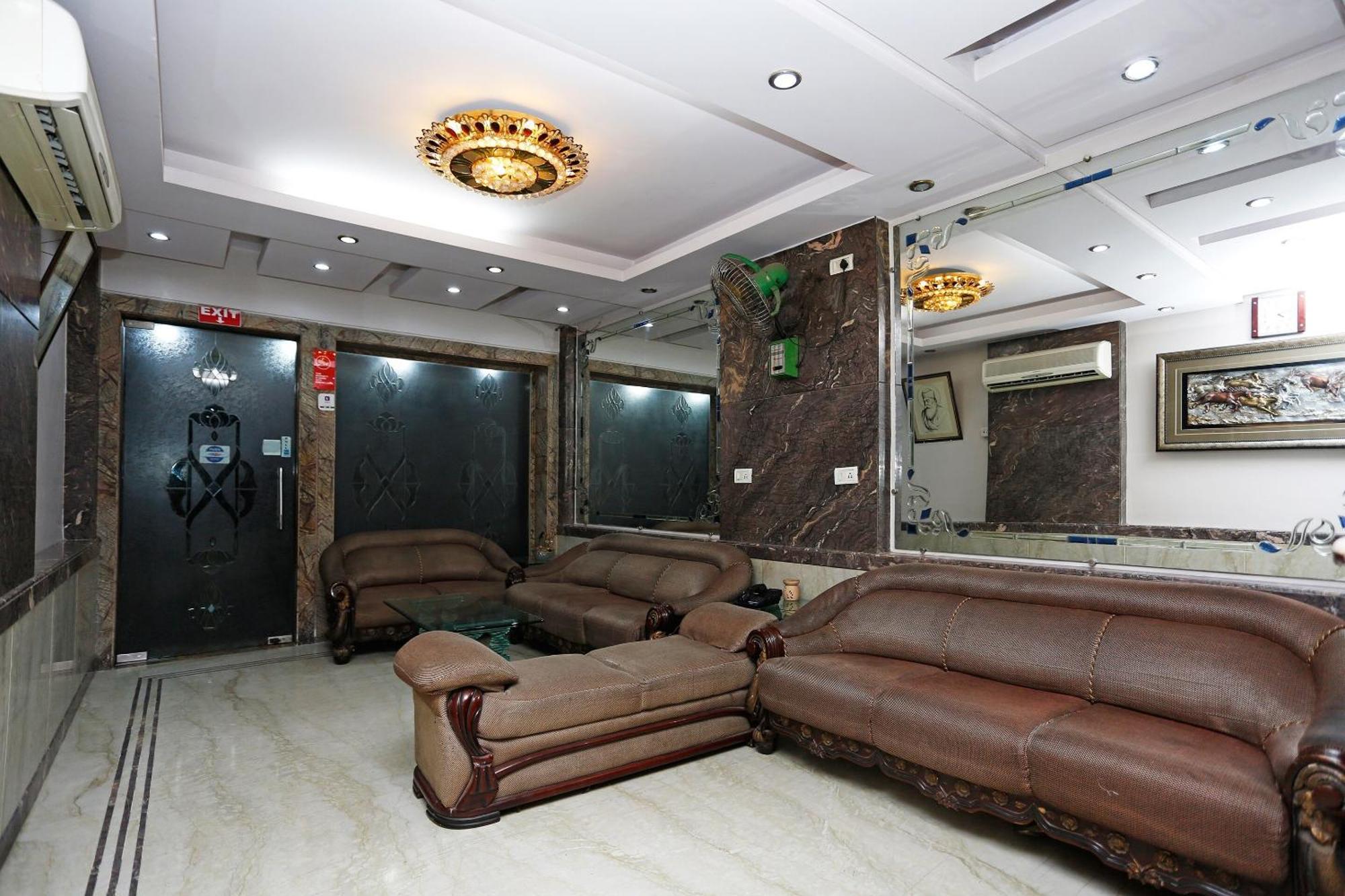Hotel O Mid Town Delhi Kültér fotó