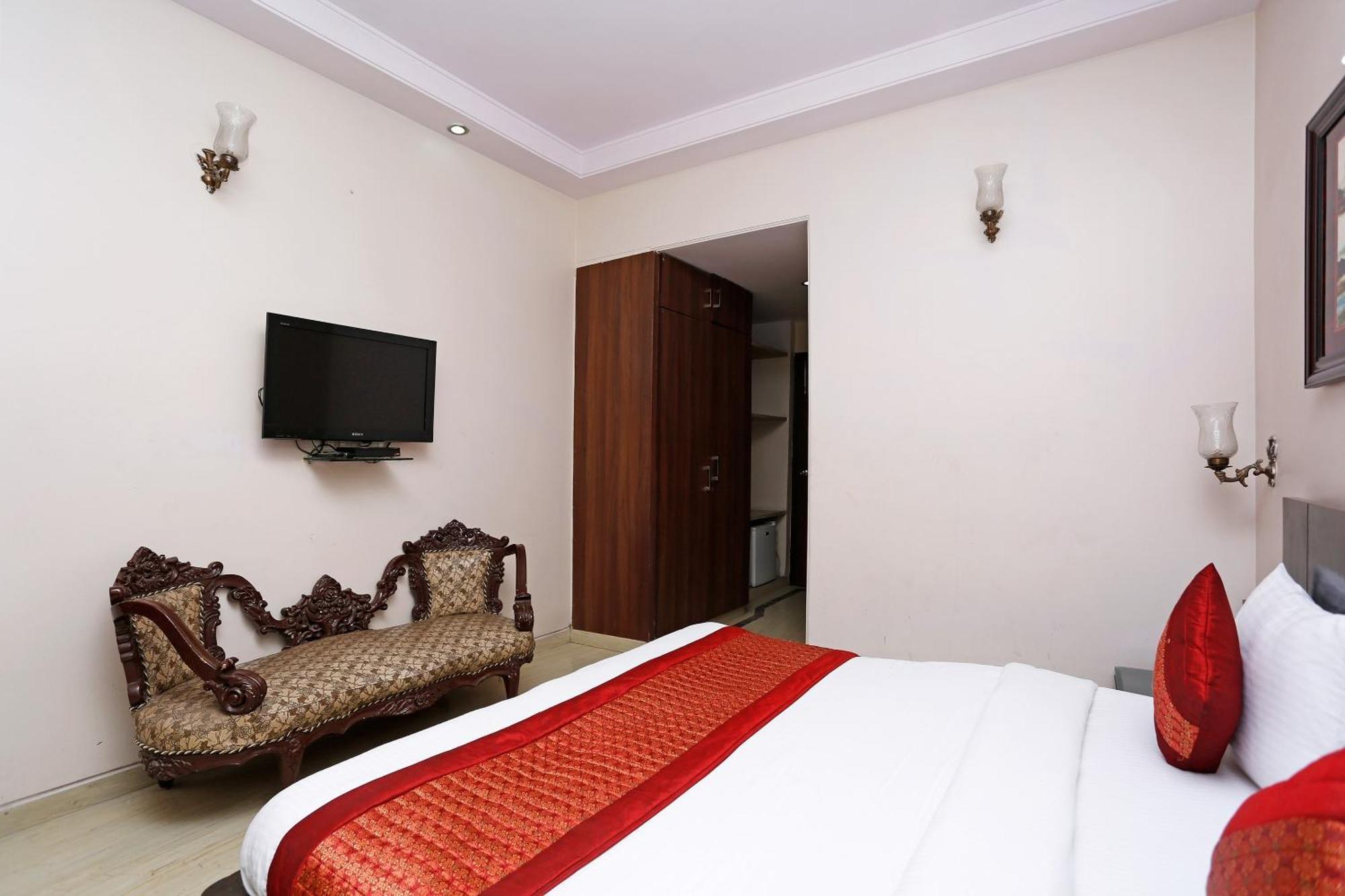 Hotel O Mid Town Delhi Kültér fotó